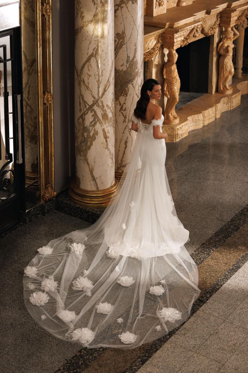 Dress & Cape Orlena Ivory